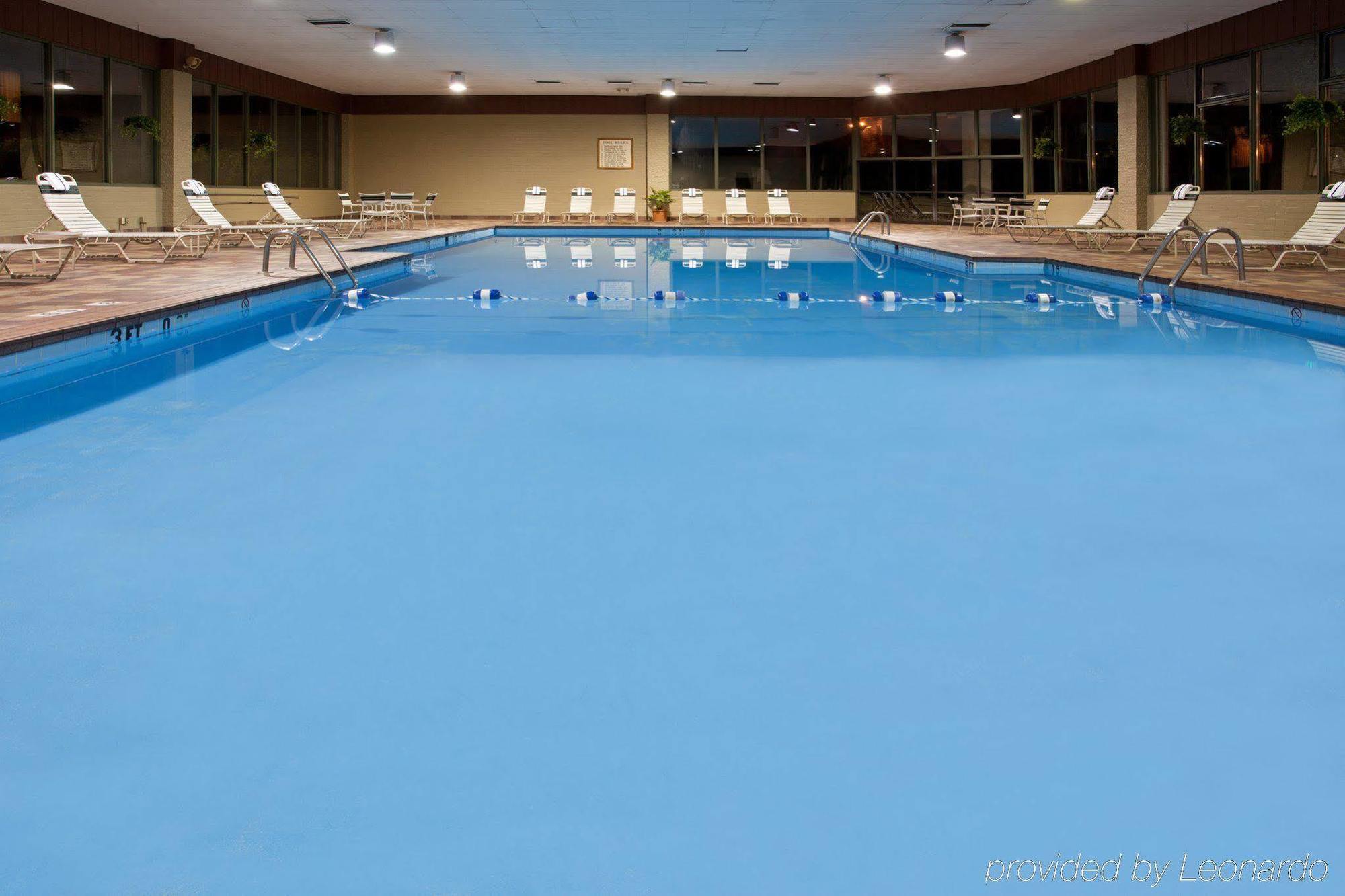 Holiday Inn Cleveland - South Independence By Ihg Facilidades foto
