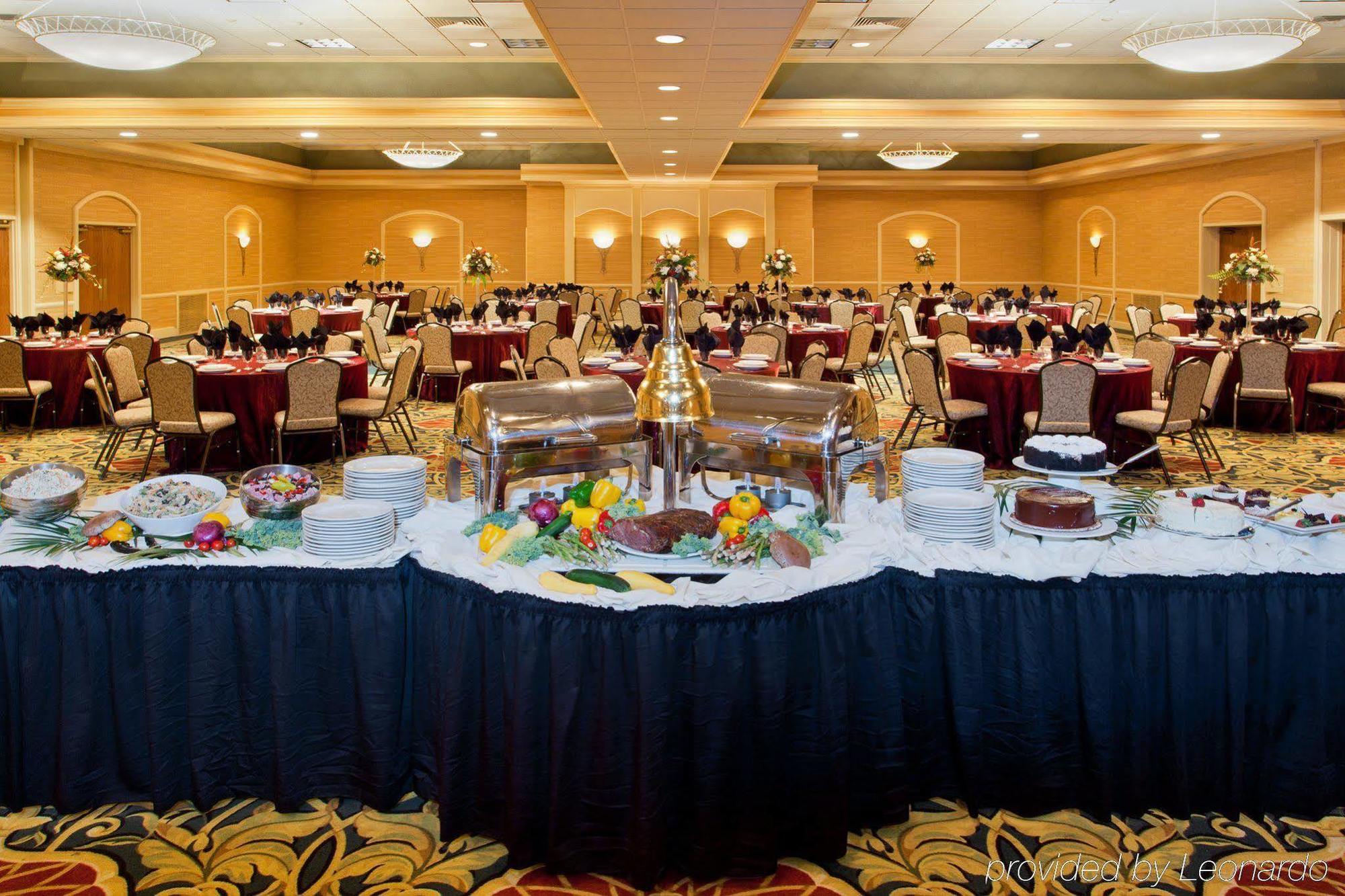 Holiday Inn Cleveland - South Independence By Ihg Exterior foto